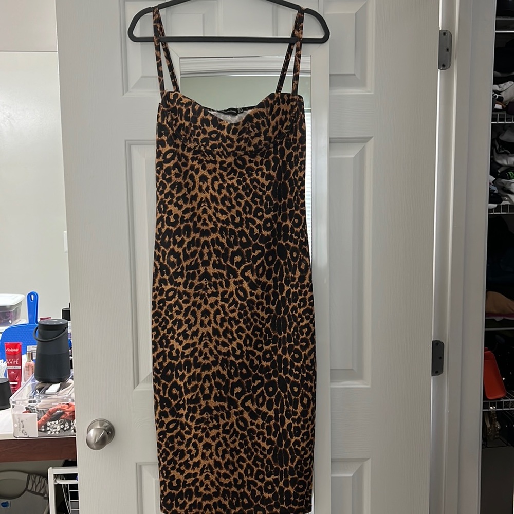 Leopard Print Strap Cup Detailed Midi